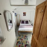 The Pearl - Stylish 3 Bedrooms House In Great Central Location